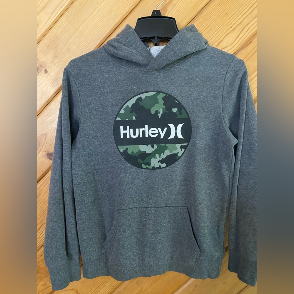 Hurley gray long sleeve footed sweatshirt, camo pattern in circle on front 14/16
